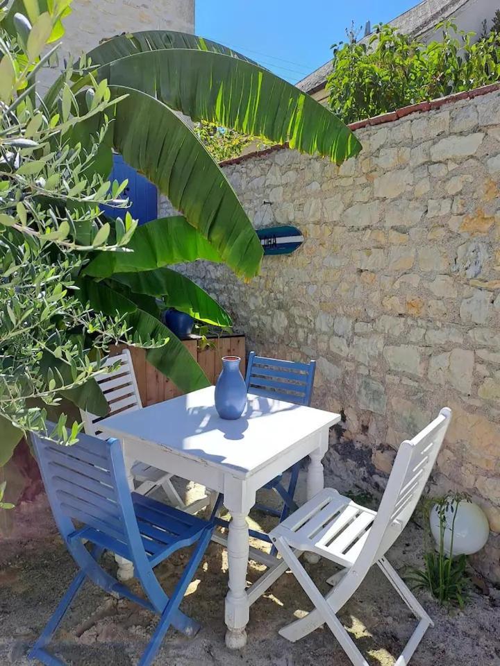 Chambre Bleue Avec Acces Plage Bourges Exterior foto